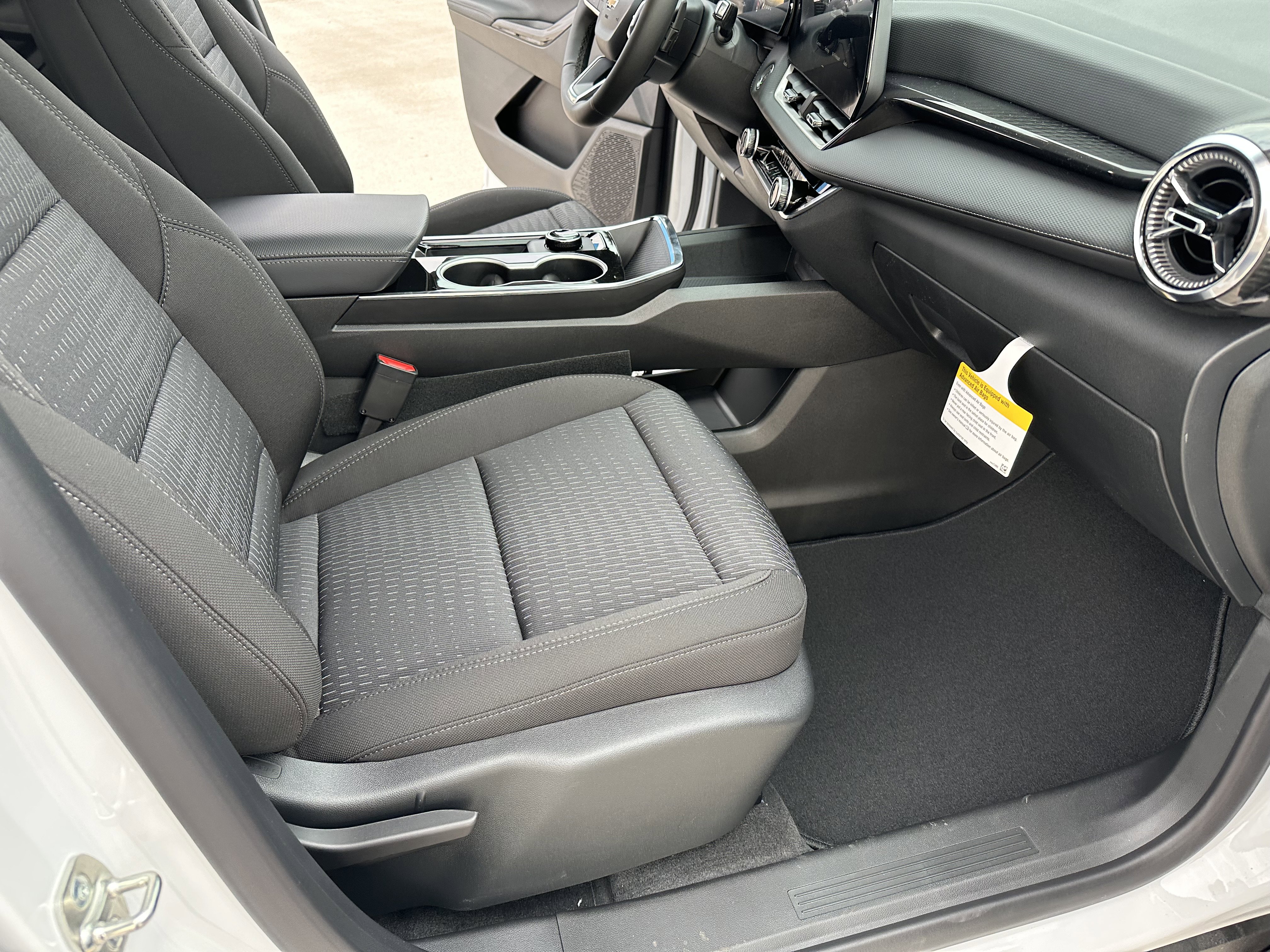 New 2026 Chevrolet Equinox LT image 31