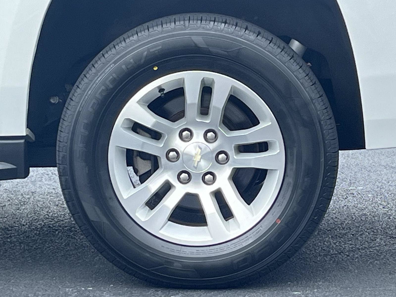 Used 2019 Chevrolet Suburban LT AWD/4WD image 31