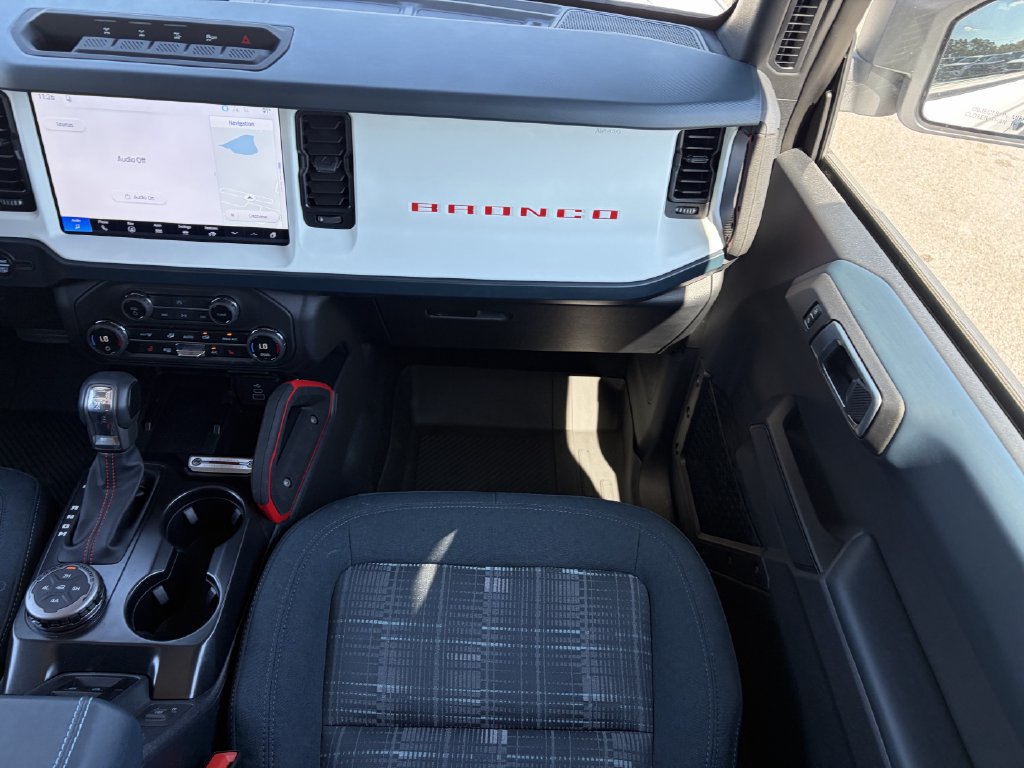 Used 2026 Ford Bronco Heritage Edition AWD/4WD image 17