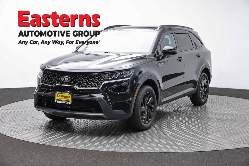 Used 2021 Kia Sorento S w/ Panoramic Sunroof Package