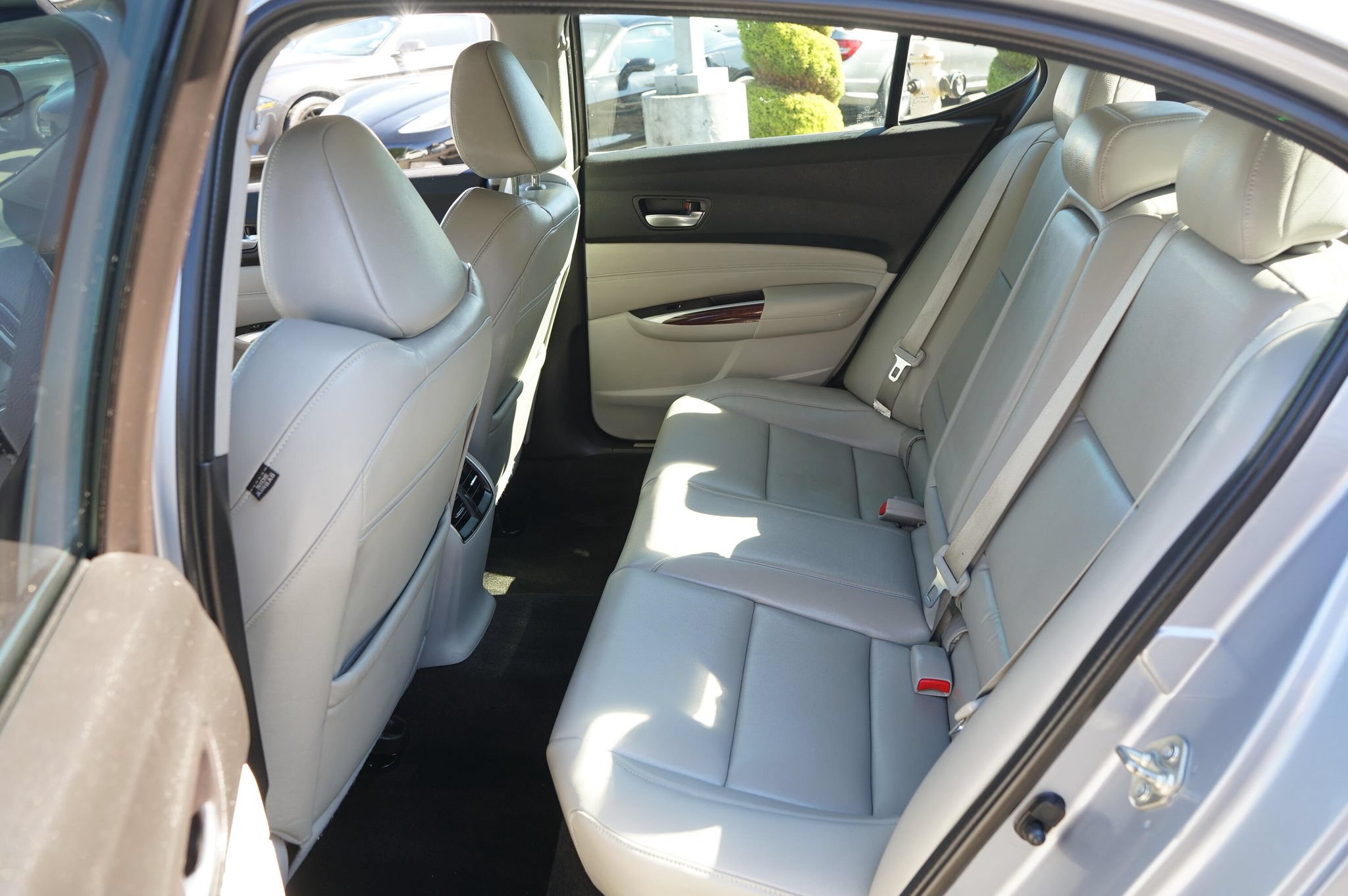Used 2015 Acura TLX FWD image 15