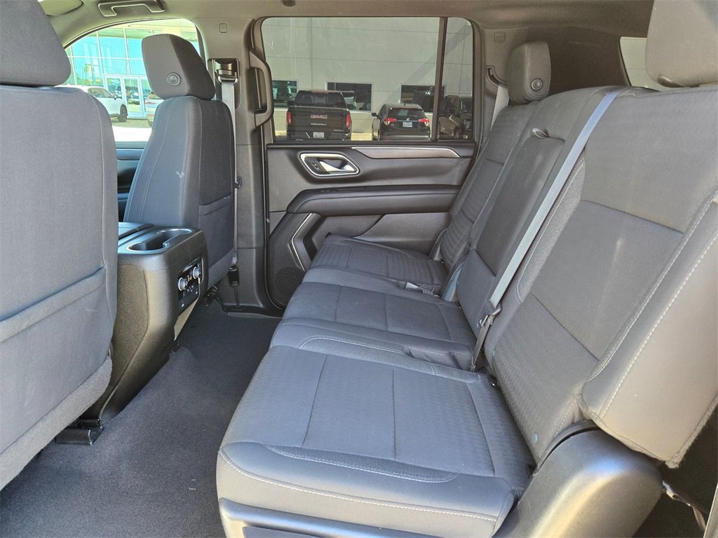 Used 2023 Chevrolet Suburban LS image 14