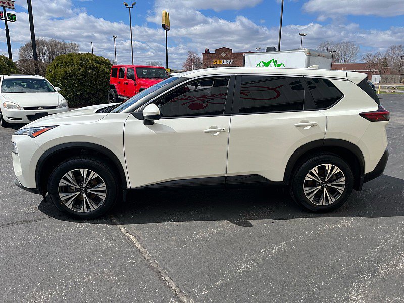 Used 2023 Nissan Rogue SV AWD/4WD image 5