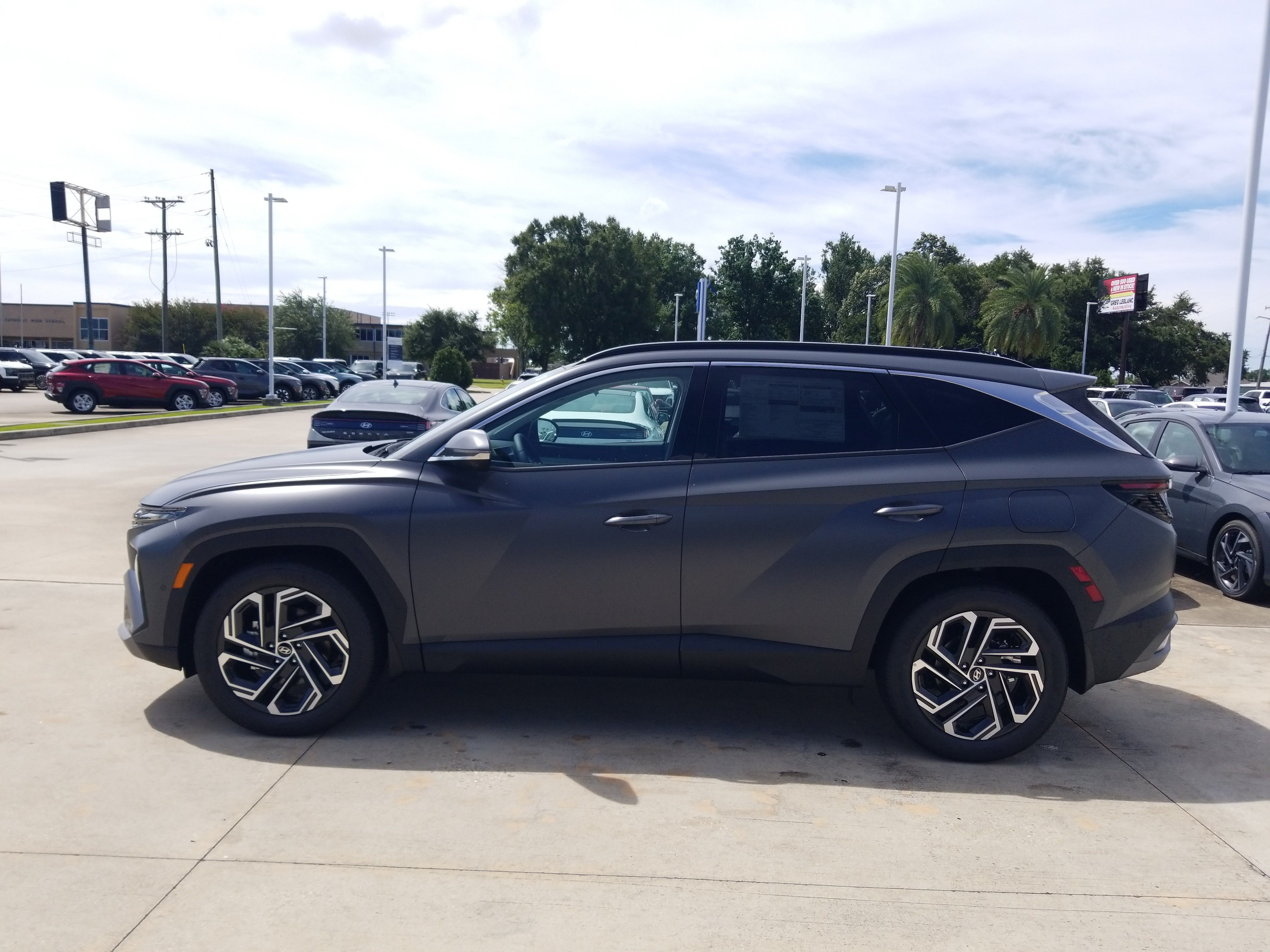 New 2026 Hyundai Tucson Limited FWD image 4