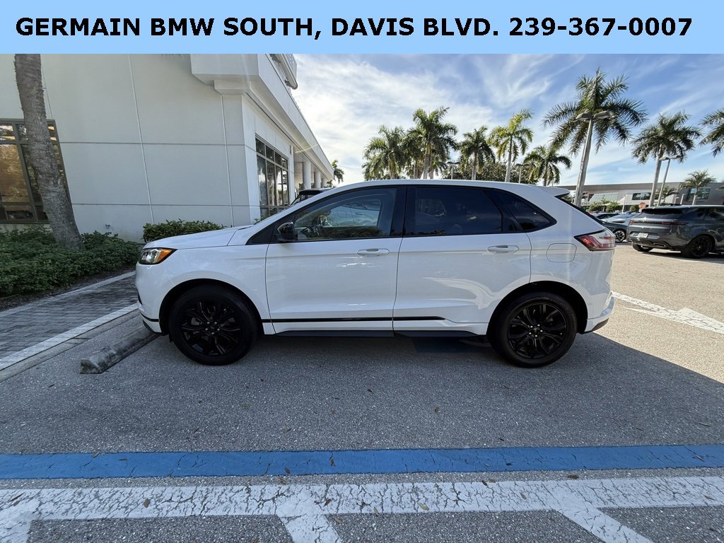 Used 2022 Ford Edge SE w/ Black Appearance Package image 4