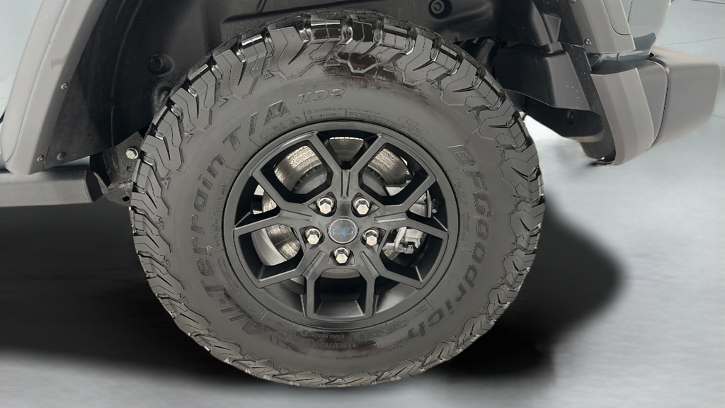 Used 2024 Jeep Wrangler Unlimited AWD/4WD image 8