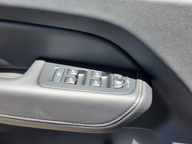 New 2025 Volvo XC60 B5 Core w/ Climate Package image 7