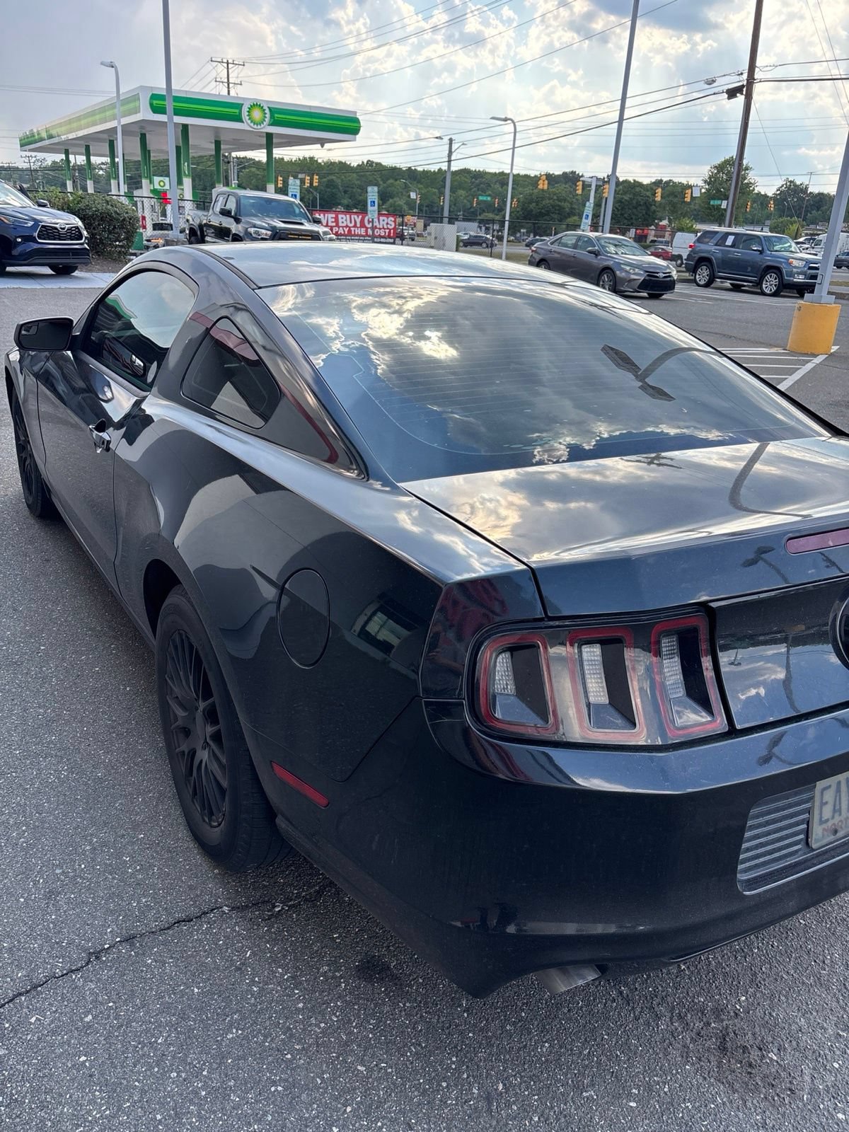 Used 2014 Ford Mustang Coupe w/ Equipment Group 102A RWD image 7