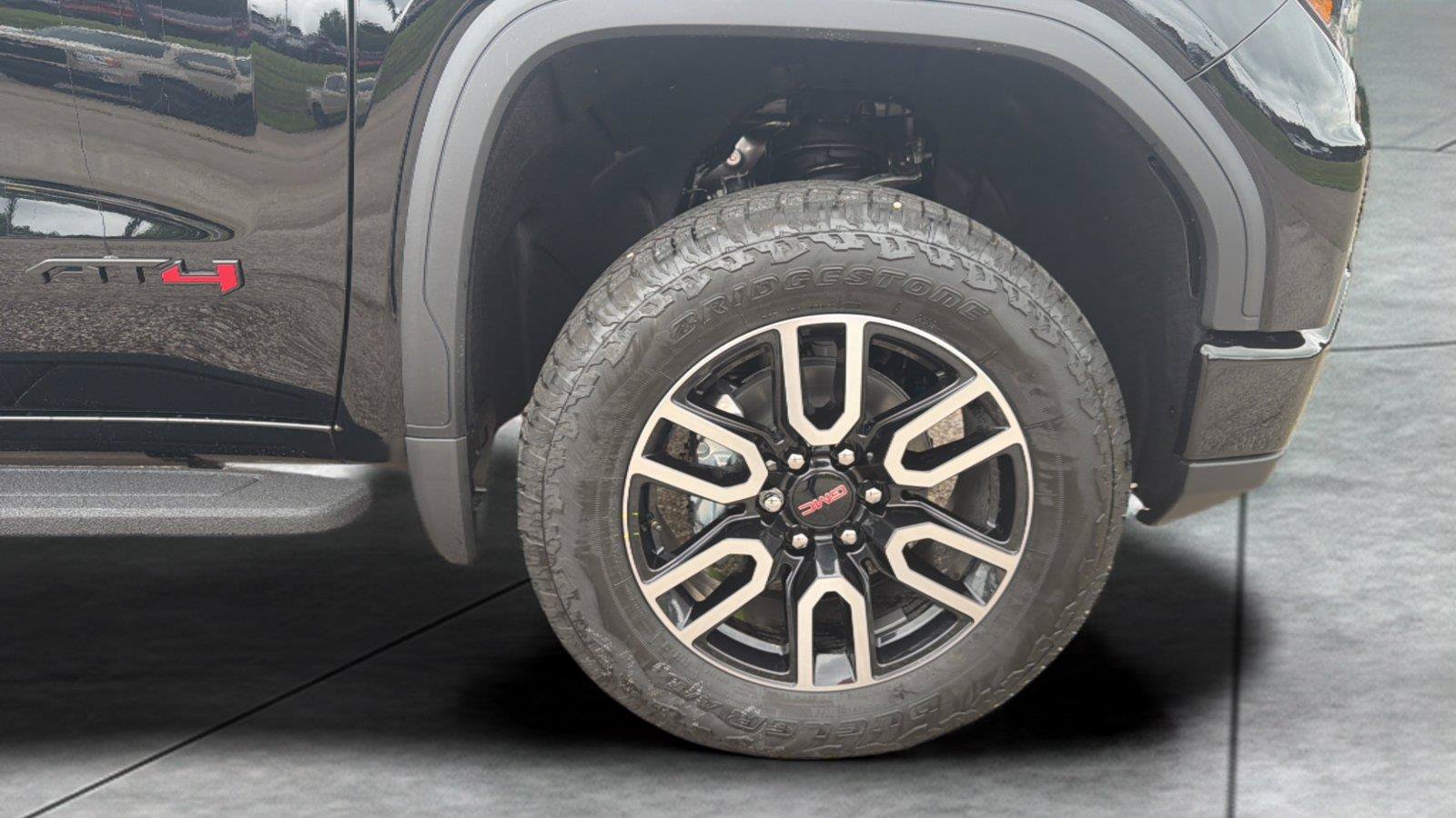 New 2026 GMC Sierra 1500 AT4 w/ AT4 Premium Package AWD/4WD image 26