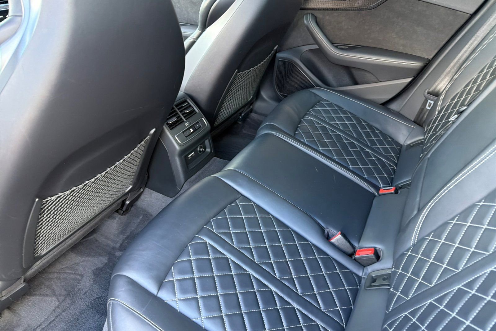 Used 2019 Audi S4 Prestige w/ Prestige Package image 12