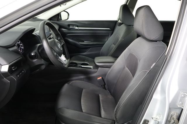 Used 2022 Nissan Altima 2.5 SV FWD image 14