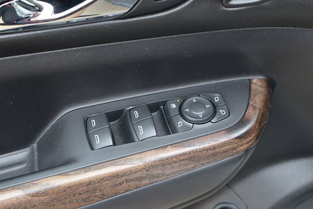 Used 2023 GMC Acadia Denali FWD image 23