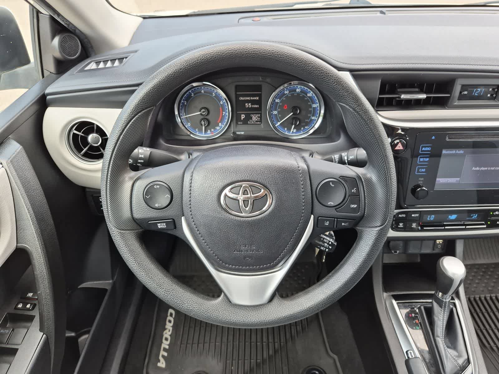 Used 2018 Toyota Corolla LE FWD image 21