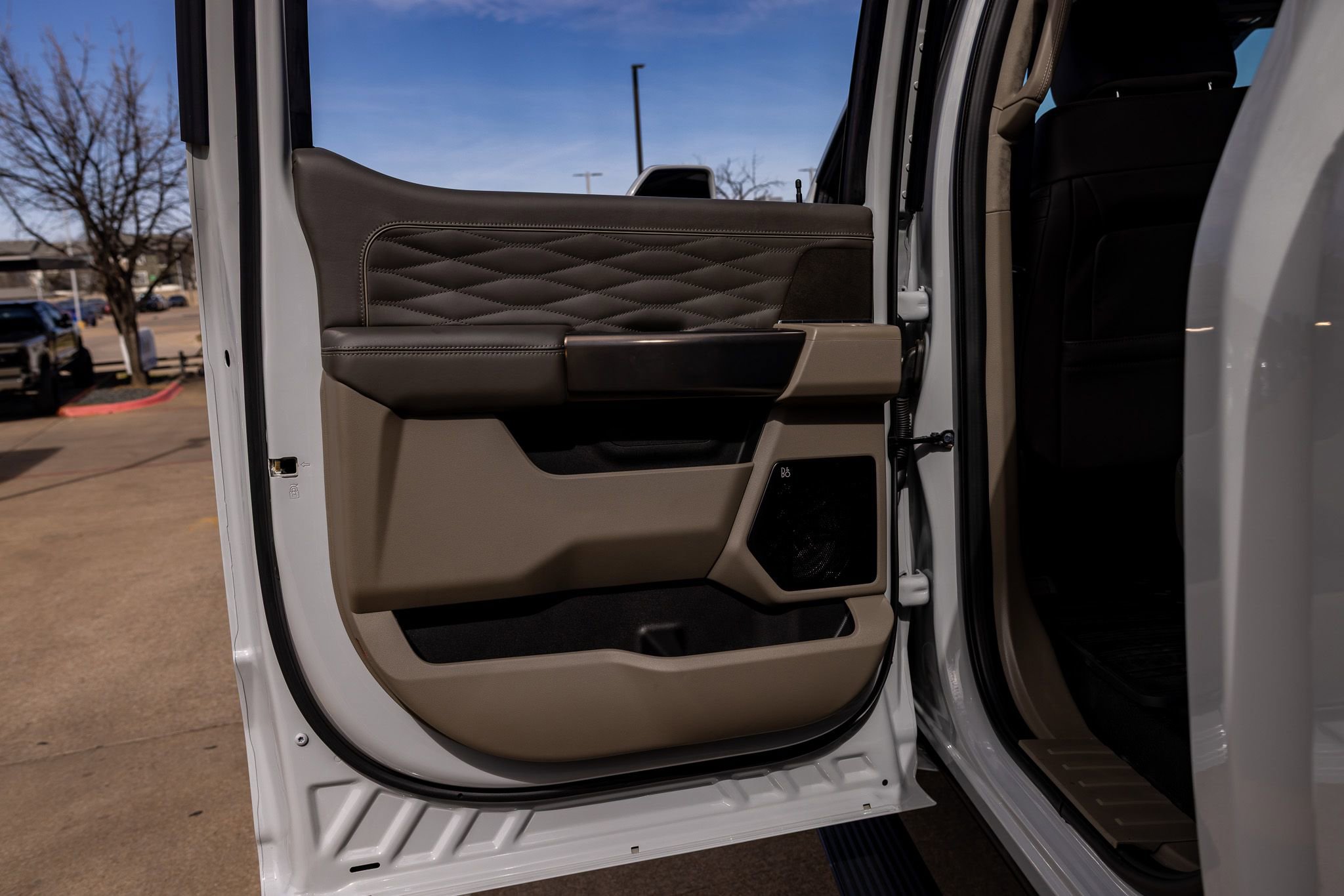 Used 2026 Ford F450 Platinum w/ Platinum Plus Package image 38