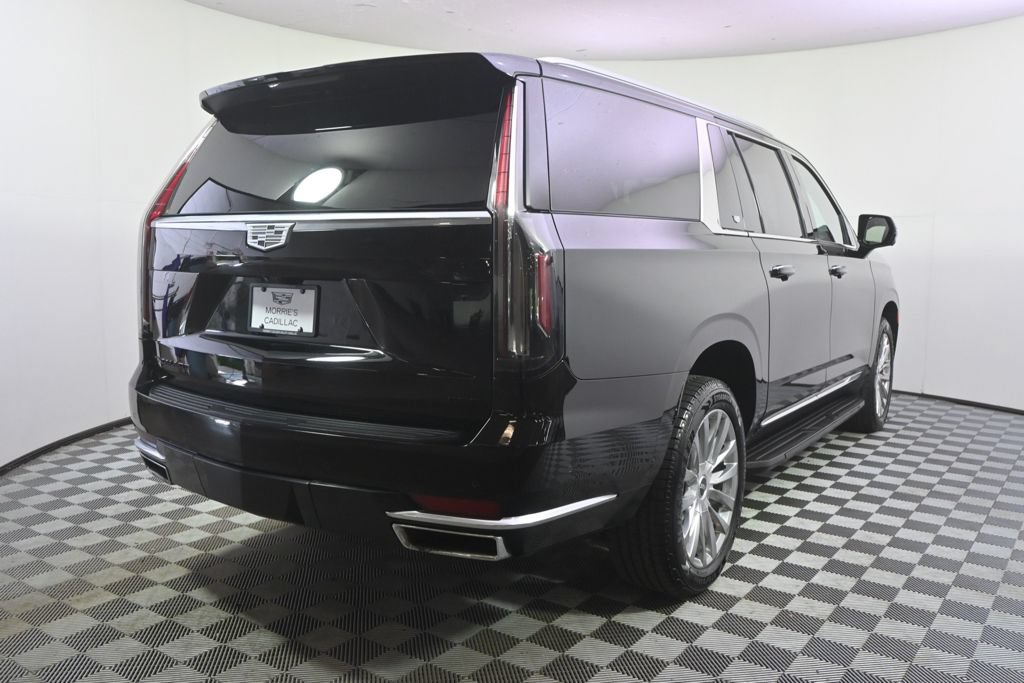 Used 2022 Cadillac Escalade ESV Premium Luxury w/ Performance Package AWD/4WD image 6