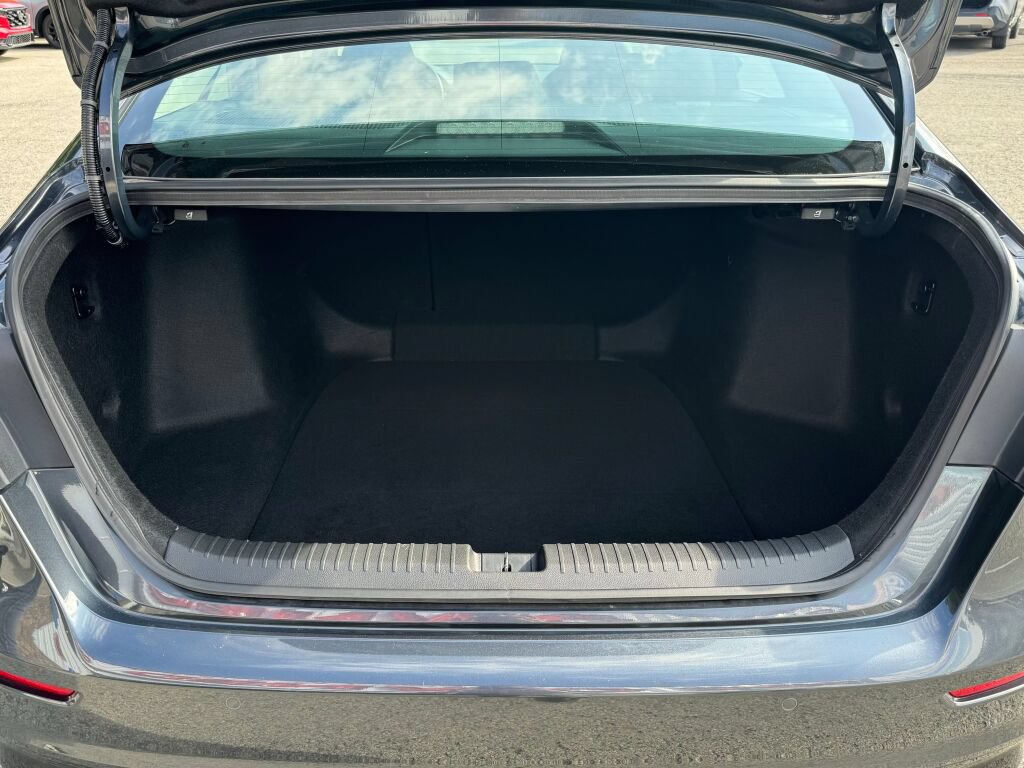 Used 2023 Honda Accord EX-L image 17