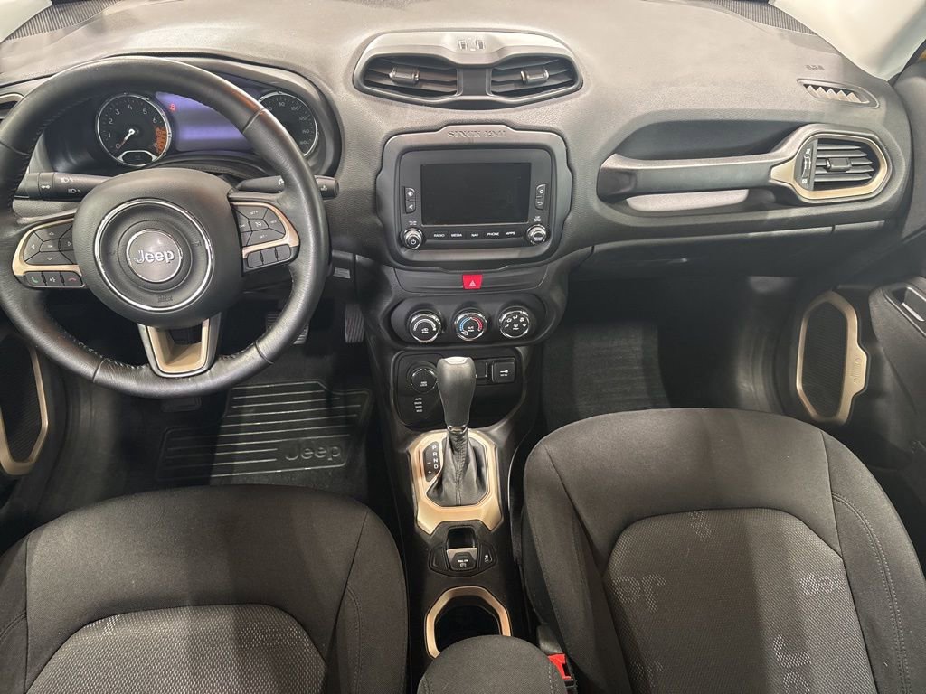 Used 2017 Jeep Renegade Latitude image 8
