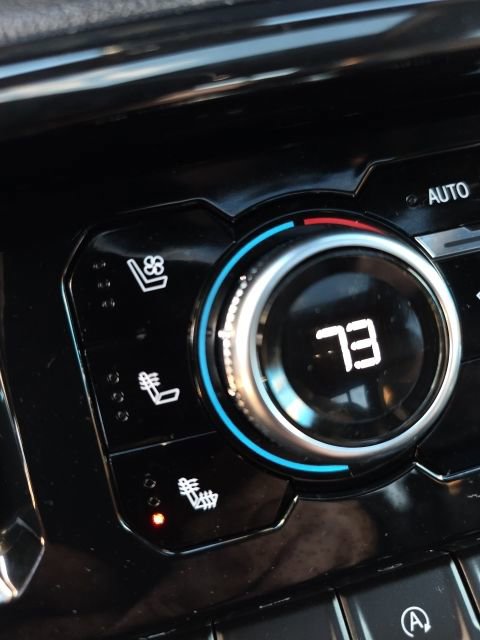 Used 2023 GMC Sierra 1500 AT4 w/ AT4 Premium Package image 26