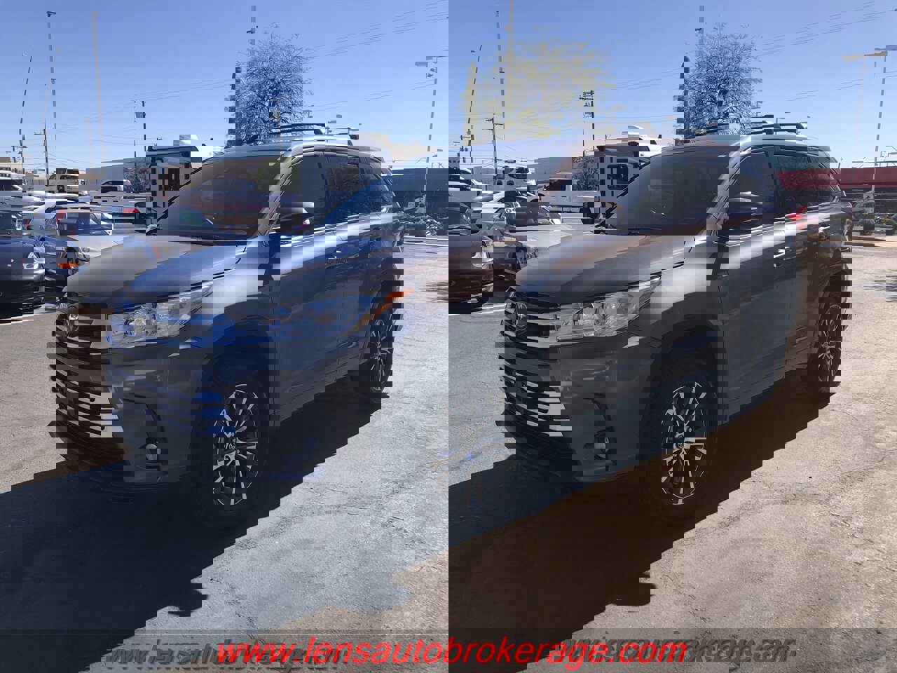 Used 2017 Toyota Highlander Plus image 4