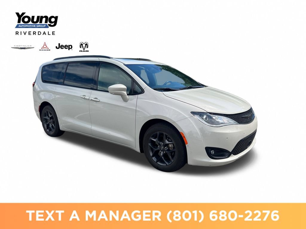 Used 2019 Chrysler Pacifica Touring-L FWD image 7