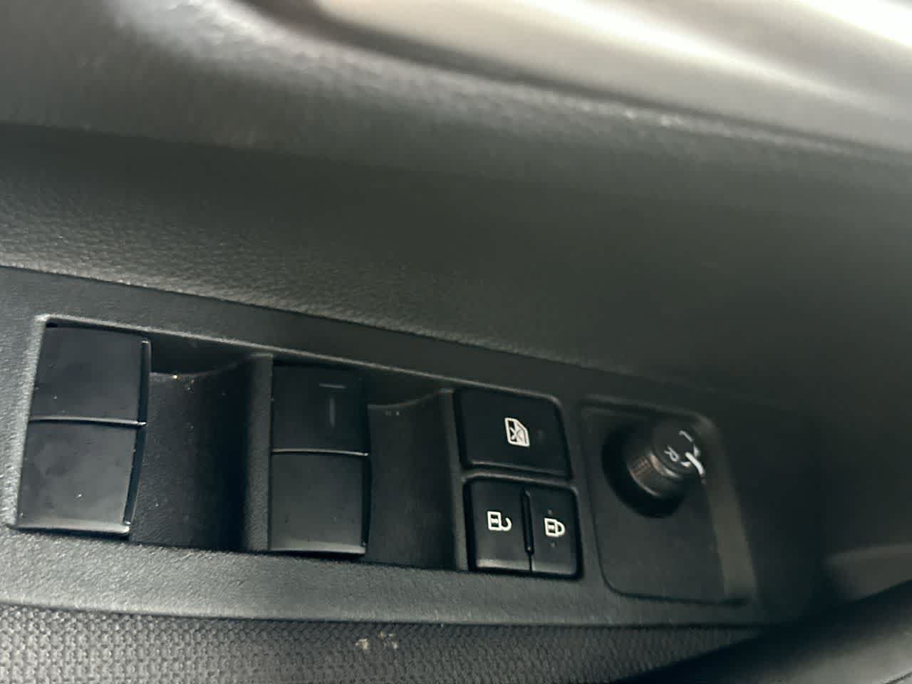 Used 2026 Toyota Corolla SE FWD image 17