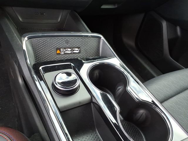 Used 2026 Chevrolet Equinox RS image 13