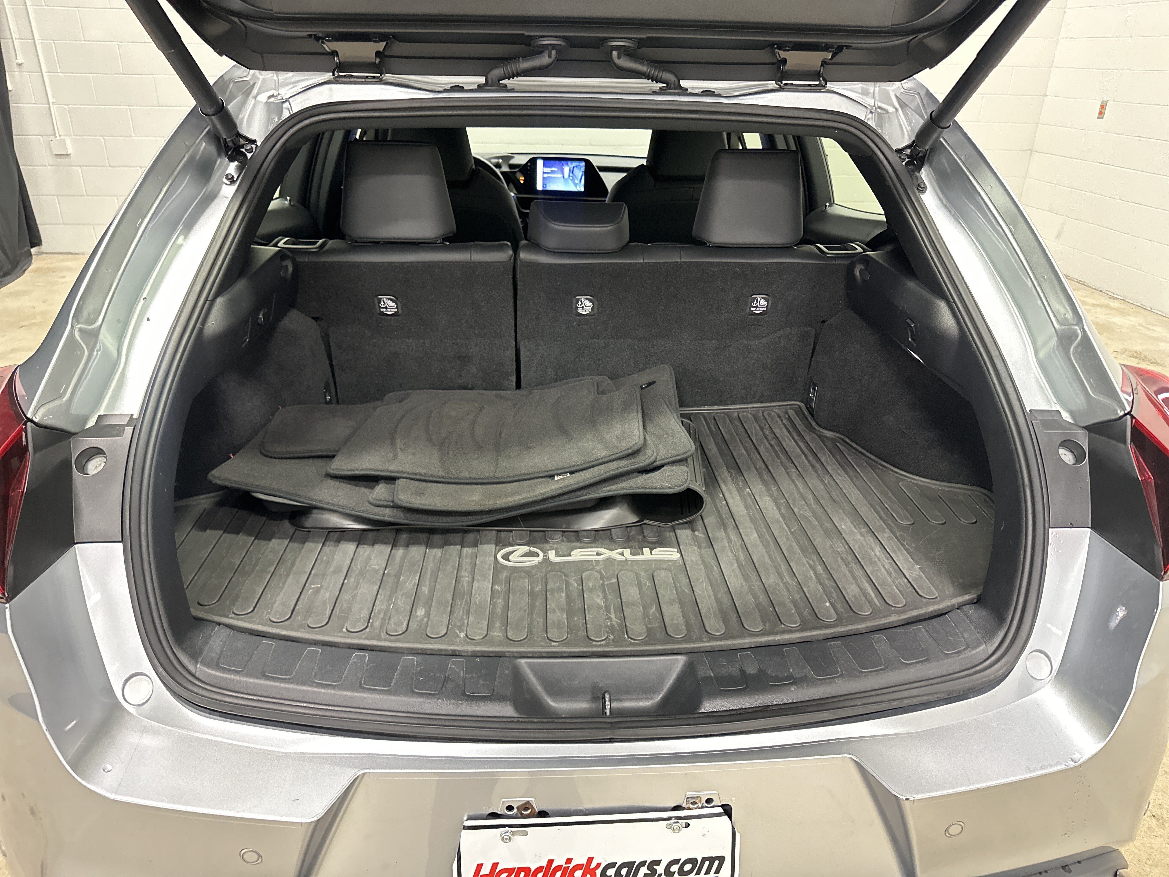 Certified 2023 Lexus UX 250h F Sport w/ Accessory Package (Z2) AWD/4WD image 32