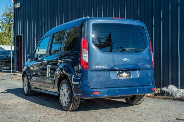 Used 2017 Ford Transit Connect XLT image 4
