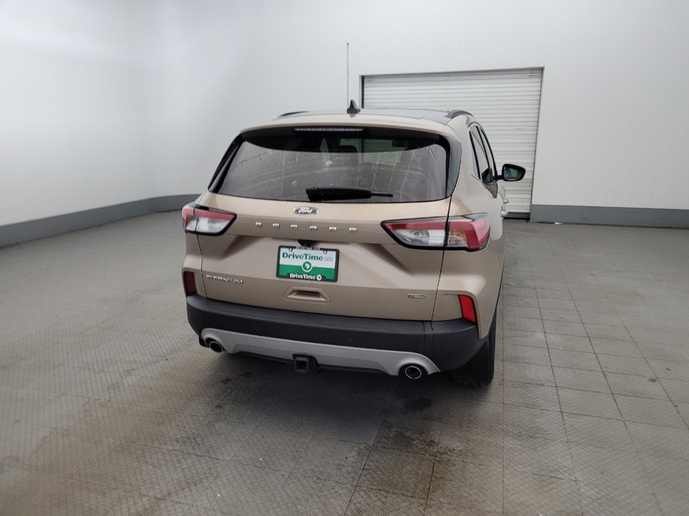Used 2021 Ford Escape Titanium w/ Titanium Premium Package FWD image 7