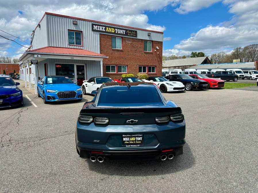 Used 2020 Chevrolet Camaro SS RWD image 7