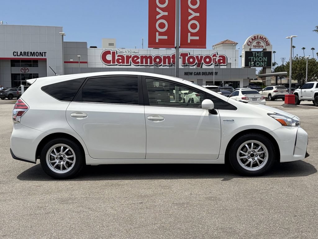 Certified 2017 Toyota Prius V FWD image 49