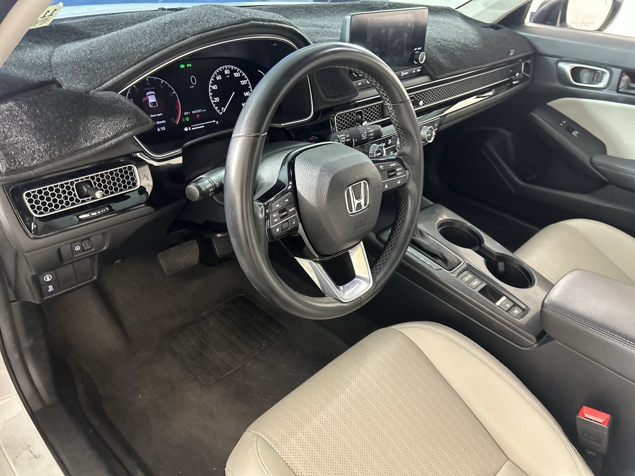 Used 2023 Honda Civic EX-L image 13