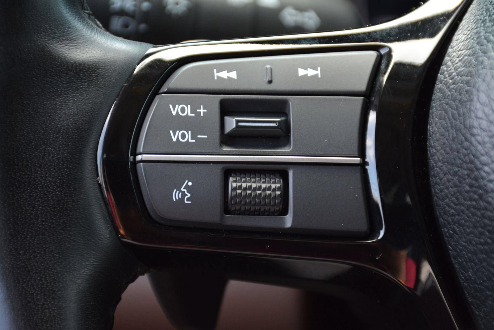 Used 2024 Honda Pilot Elite image 30