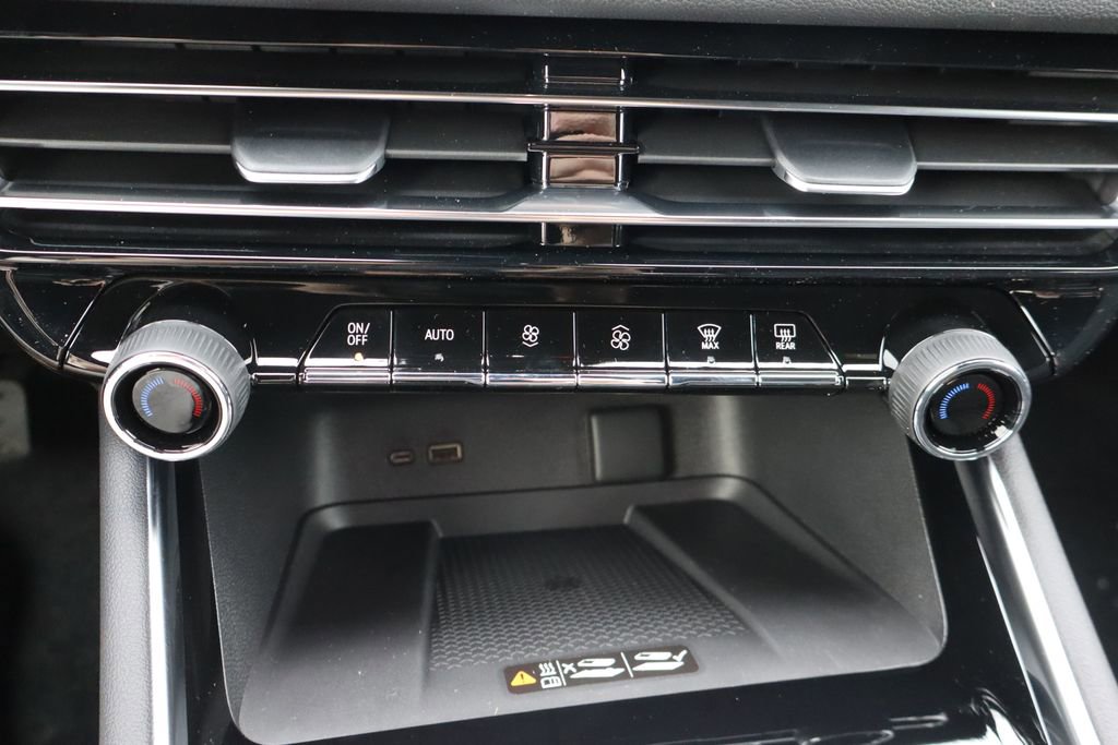 New 2026 Chevrolet Traverse LT w/ Driver Confidence Package image 13