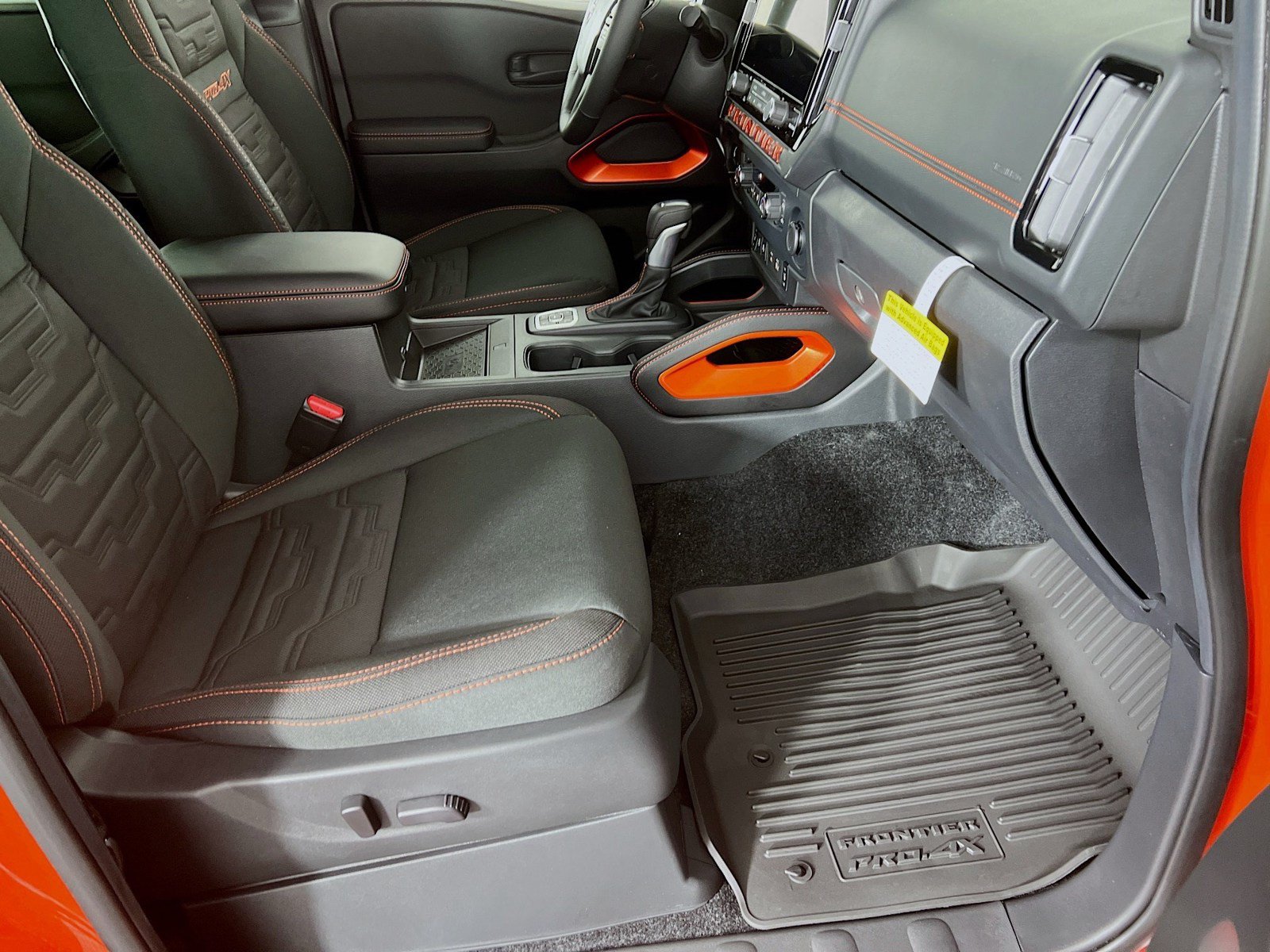 New 2026 Nissan Frontier PRO-4X w/ Pro-4x Convenience Package AWD/4WD image 22