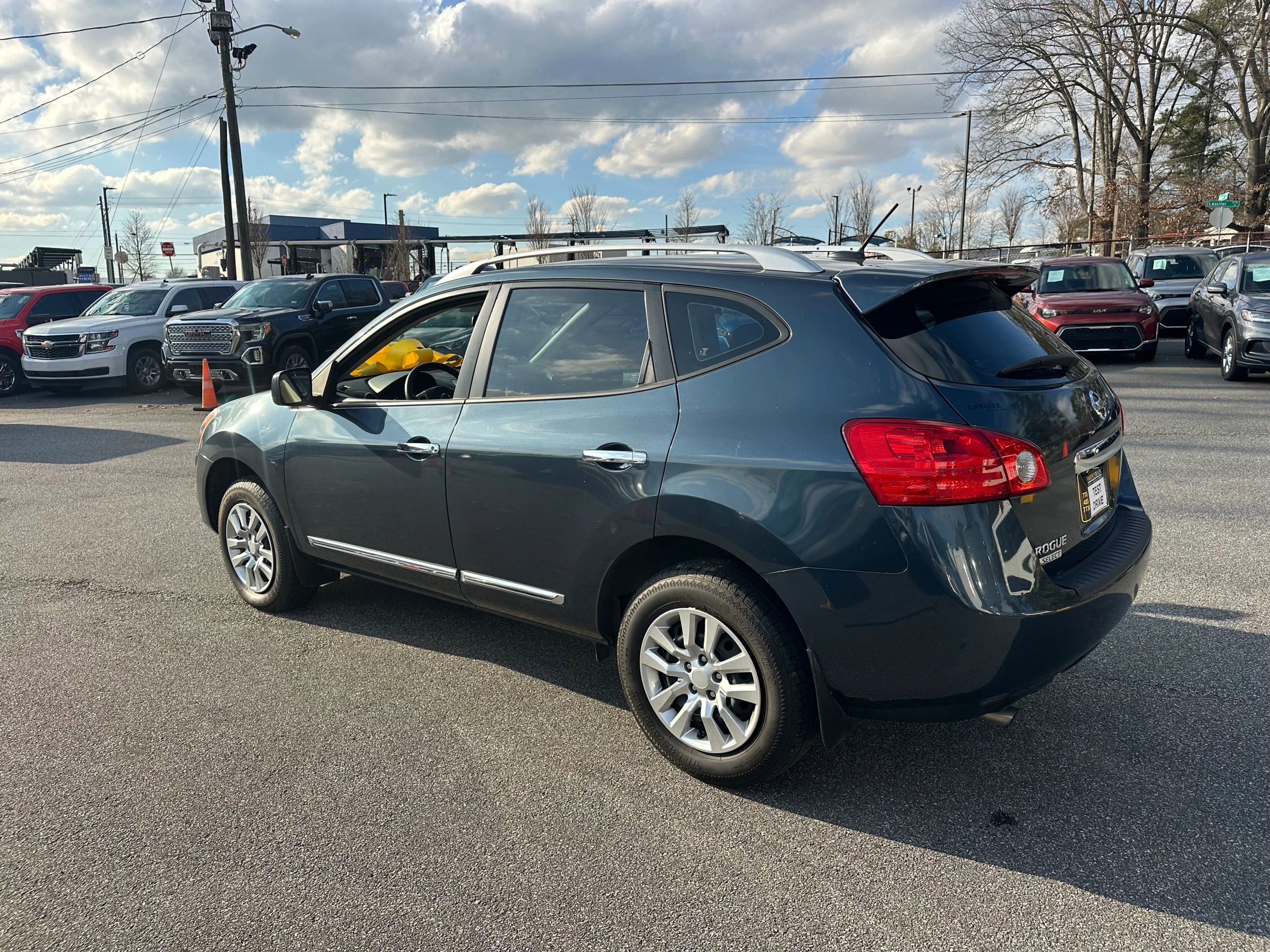 Used 2014 Nissan Rogue S w/ Convenience Package image 8