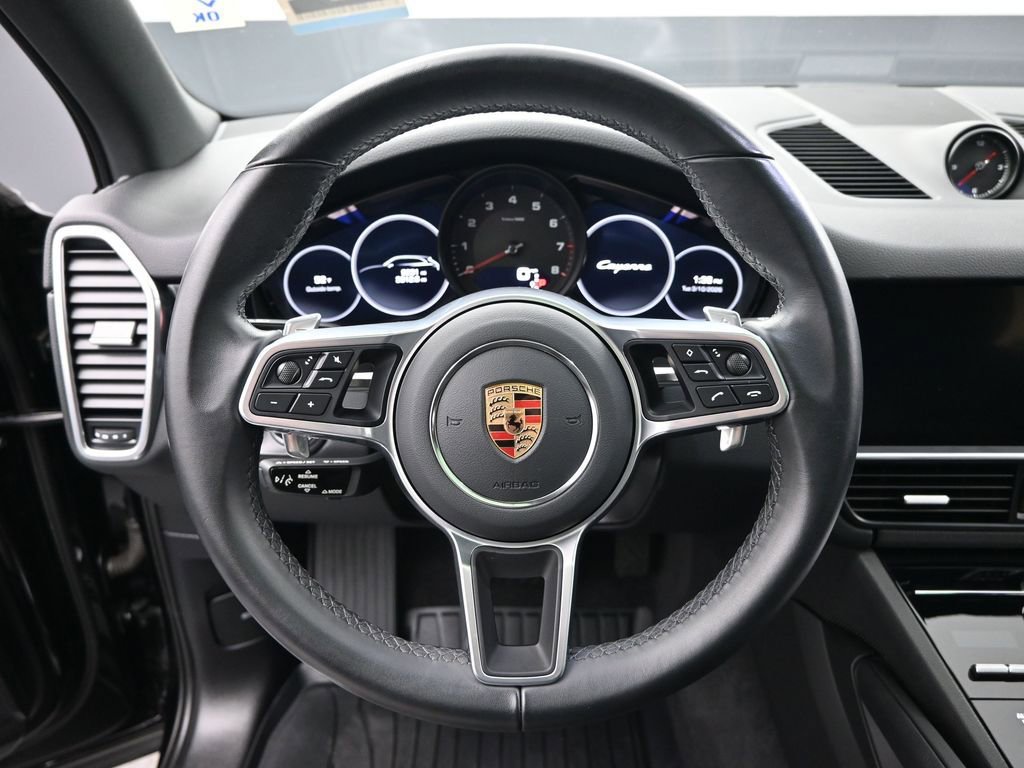 Used 2021 Porsche Cayenne image 24