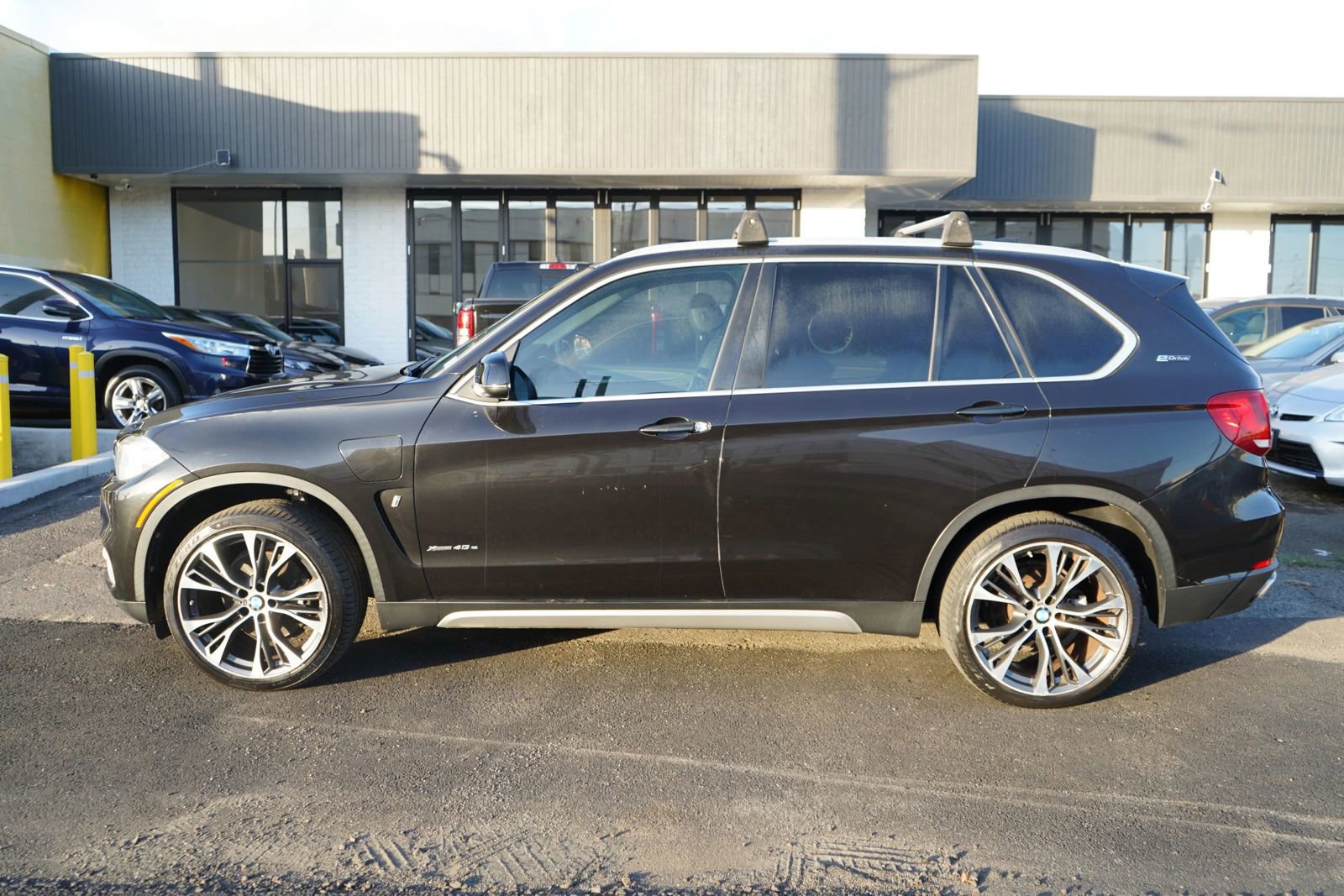 Used 2017 BMW X5 xDrive40e image 2