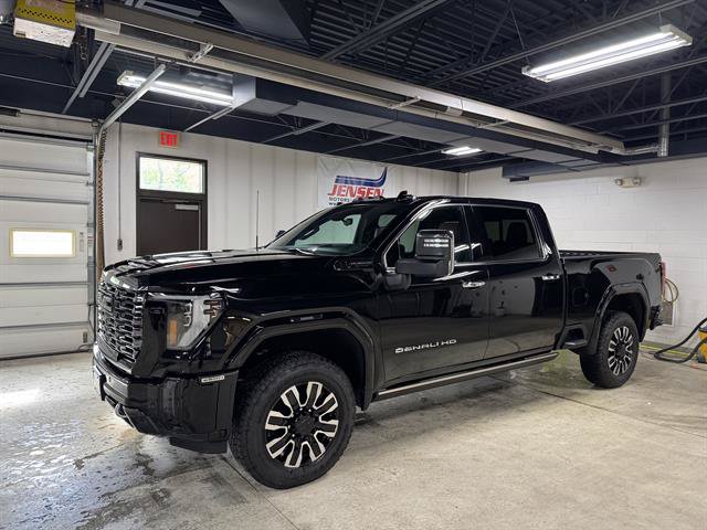 Certified 2024 GMC Sierra 3500 Denali Ultimate AWD/4WD image 1