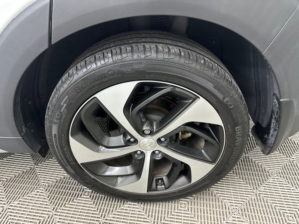Used 2018 Hyundai Tucson Sport FWD image 20