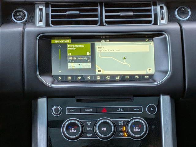 Used 2017 Land Rover Range Rover HSE image 10