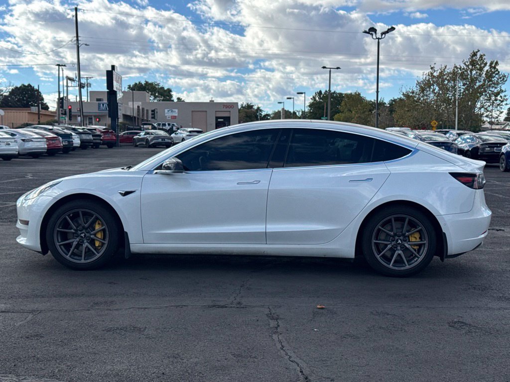 Used 2020 Tesla Model 3 Standard Range Plus RWD image 9
