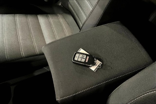 Used 2022 Honda CR-V EX image 35