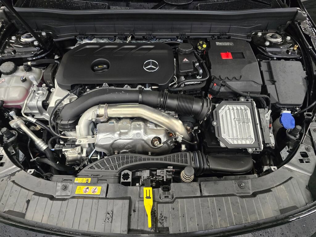 New 2026 Mercedes-Benz GLB 250 4MATIC image 10
