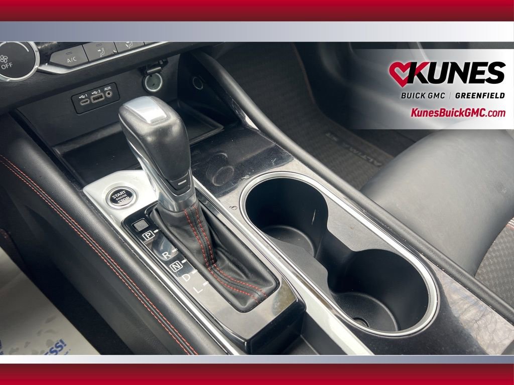 Used 2024 Nissan Altima 2.5 SR FWD image 30