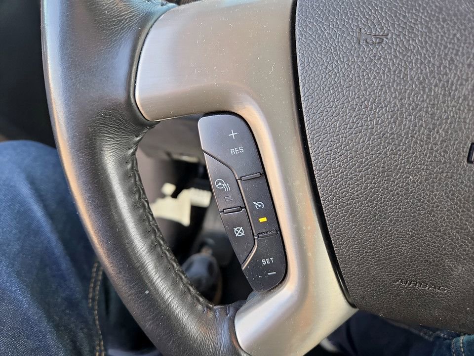 Used 2016 GMC Acadia Denali image 16