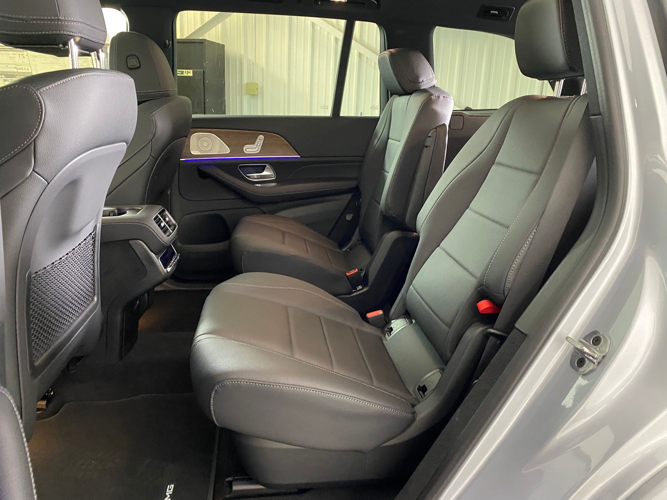 Used 2025 Mercedes-Benz GLS 450 4MATIC image 13