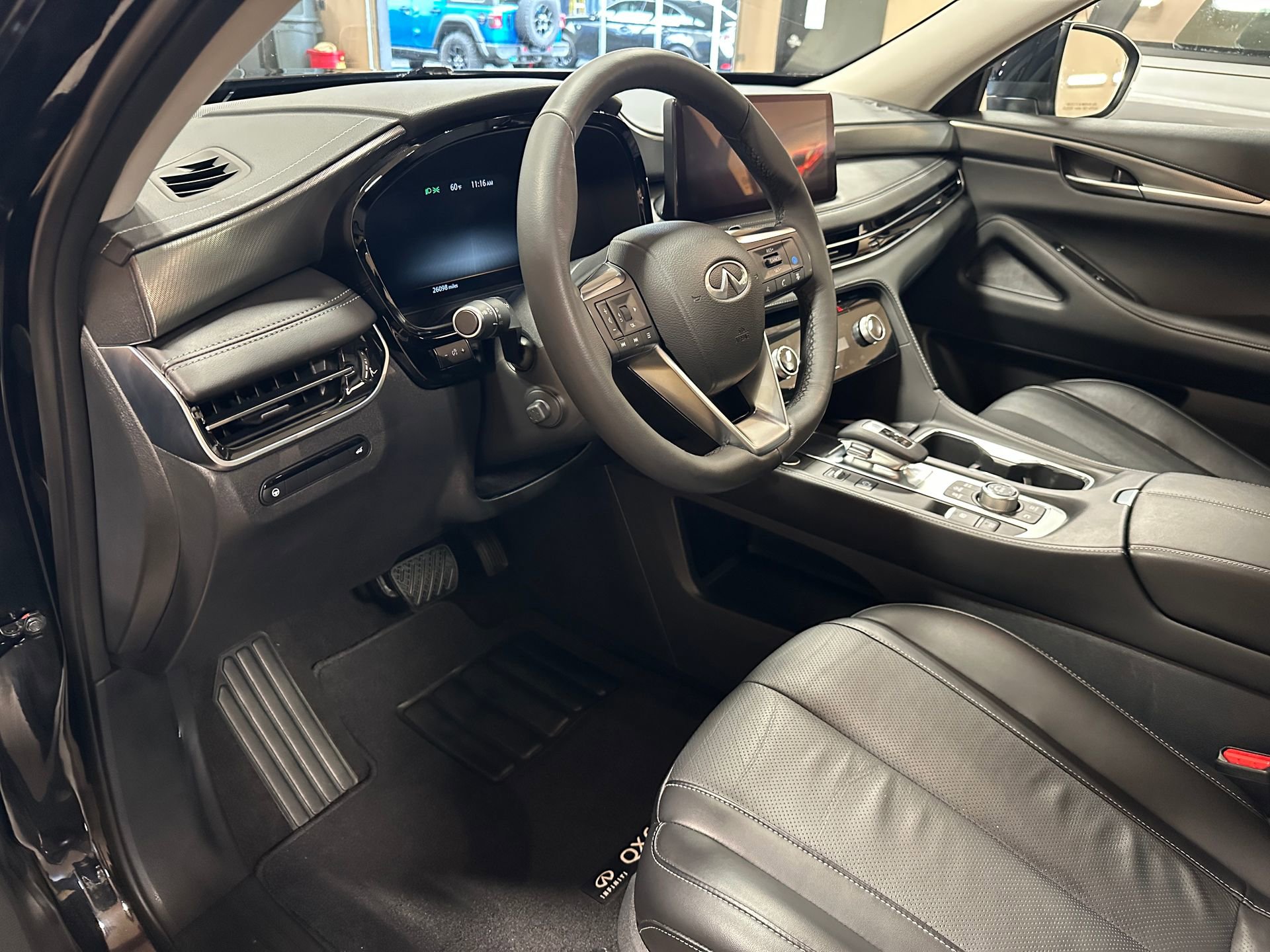 Used 2024 INFINITI QX60 Luxe AWD/4WD image 13