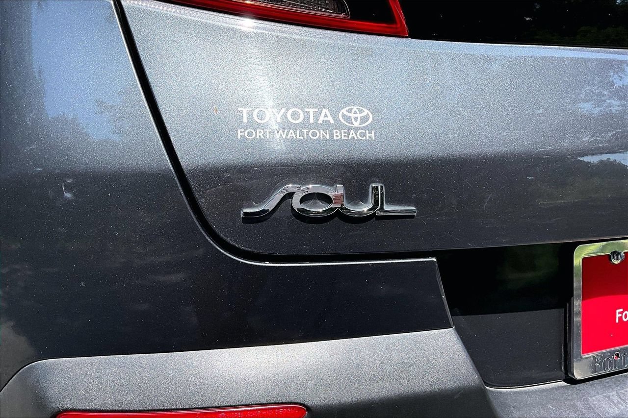 Used 2020 Kia Soul LX FWD image 26