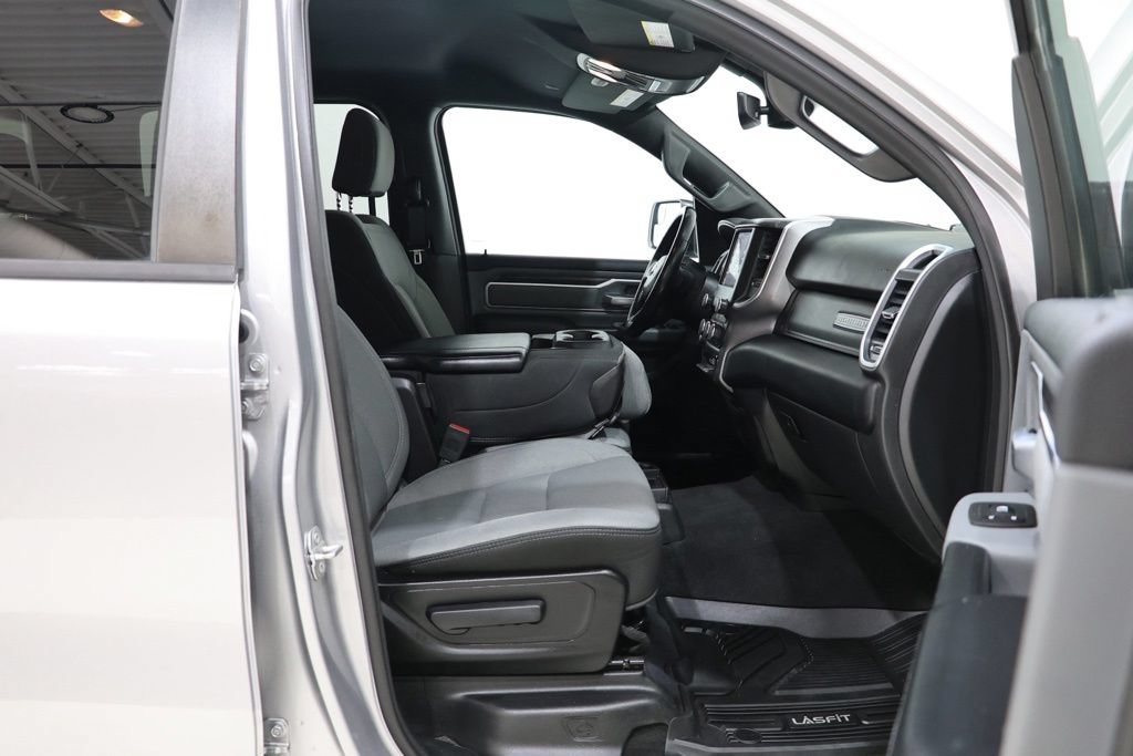 Used 2022 RAM 1500 Big Horn AWD/4WD image 37